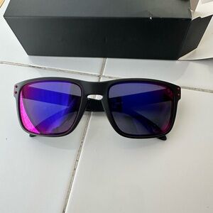 Oakley Matte Black Sunglasses with Red Iridium